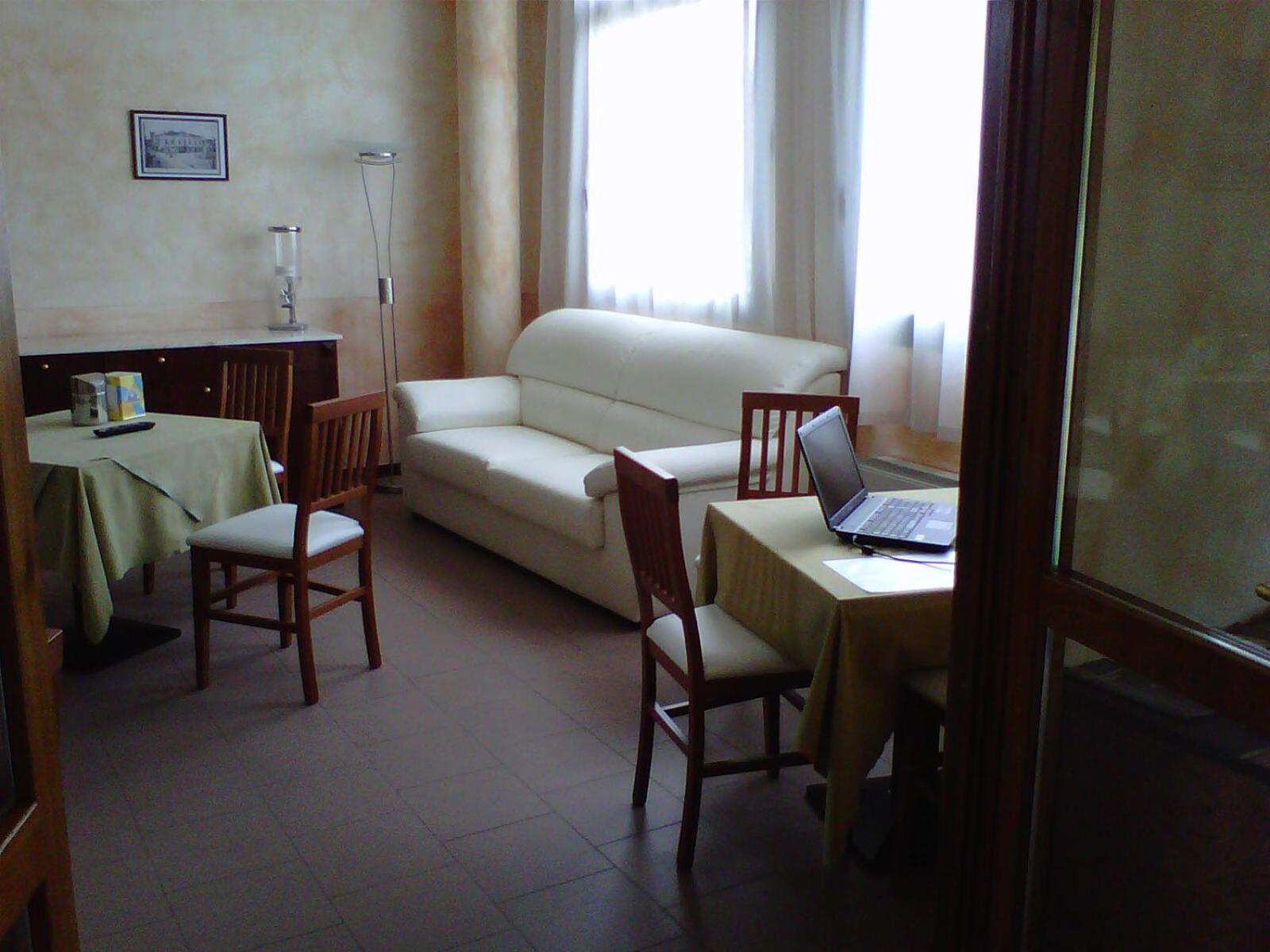 Hostiliae Ciminiera Hotel Ostiglia エクステリア 写真